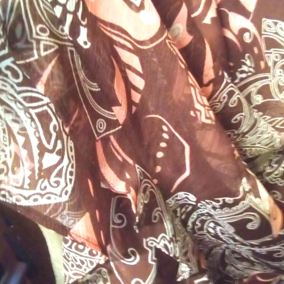 Studio I beautiful floral maxi dress - Picture 4 of 5